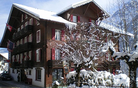 Champery Hotels des Alpes